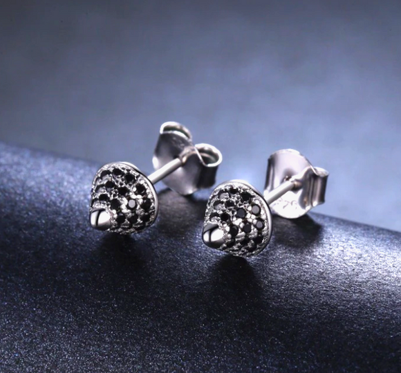 High Quality 925 Sterling Silver Jewelry  Cone shape Black Spinel Stud Earring