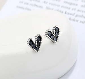 High Quality Romantic Sterling Silver Black Heart Stud Earring