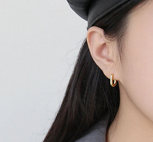 Sterling Silver Minimalist Ellipse Earring